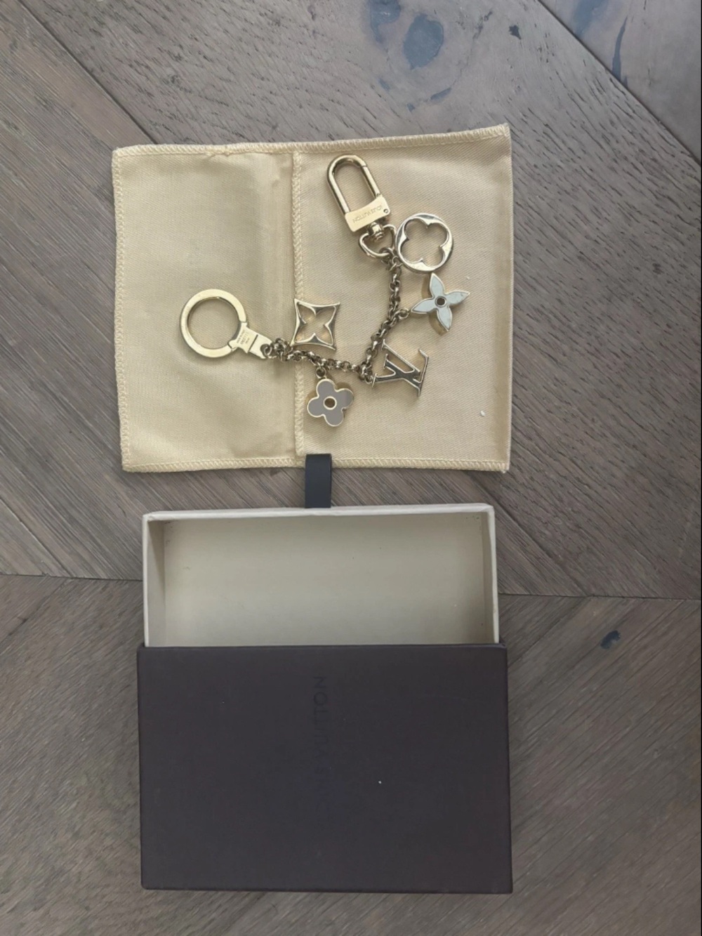Louis Vuitton Fleur de Monogram Charm Enamel & Metal Beige Gold Off-White Charm